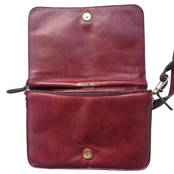 Vintage Etienne Aigner Burgundy Leather Accordion Purse Gold-Tone Hardware - Picture 7 of 15